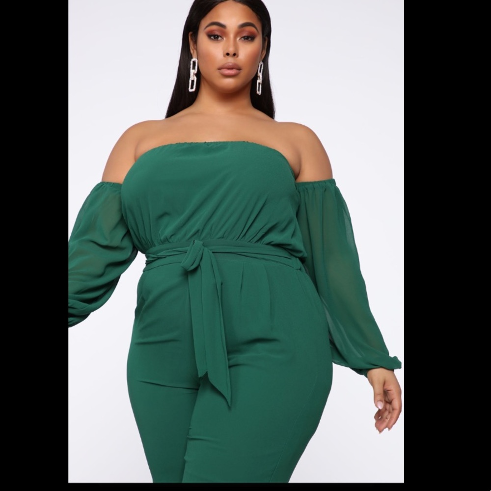 Off the shoulder hunter green wide leg jumpsuit.